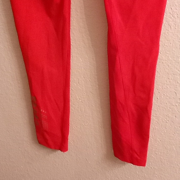 SUBZERO PERFORMANCE Yoga Gym Size M orange-gray-white colors B19 - Picture 3 of 10